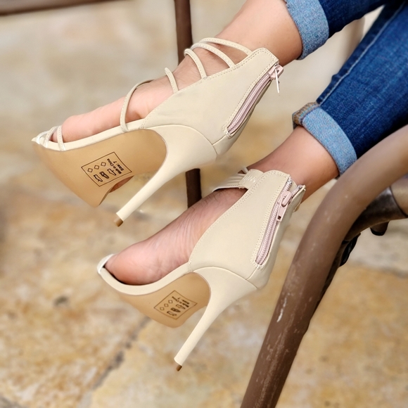 Women's Open Toe Strappy High Heels Sandals Natural Color - Picture 5 of 5